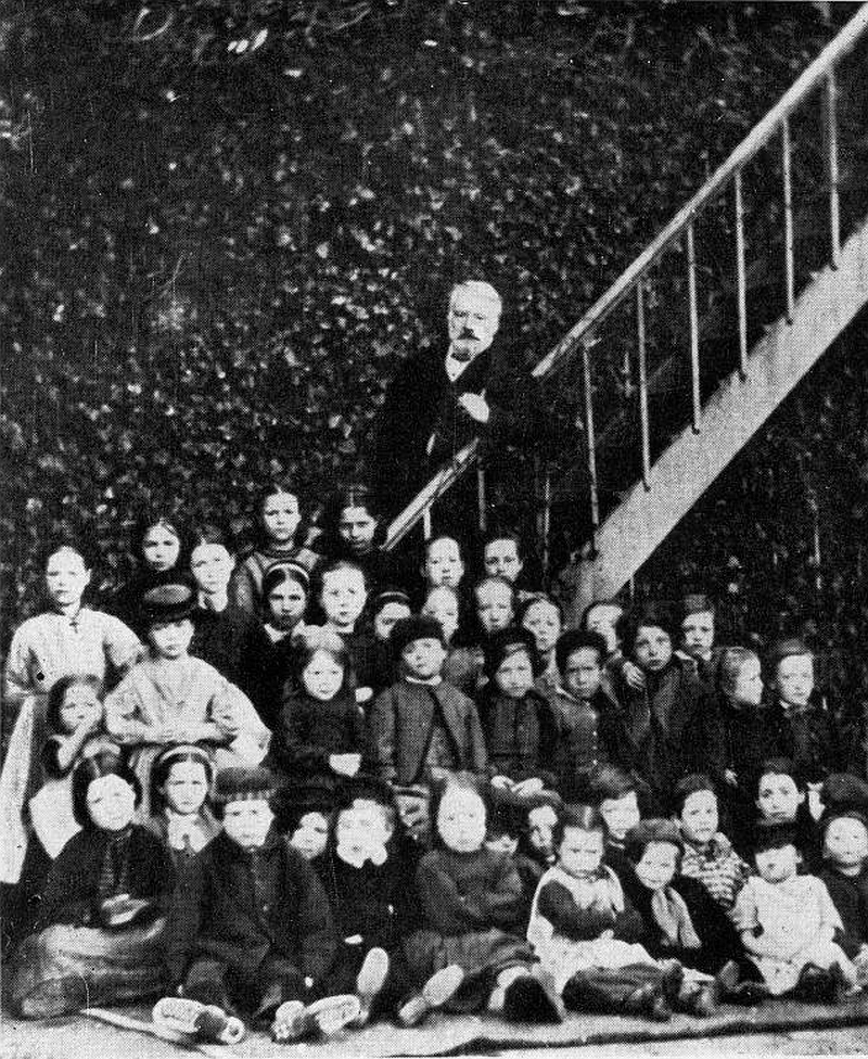 uk prints party little Hugo, with Victor 1862 brothers: My Christmas