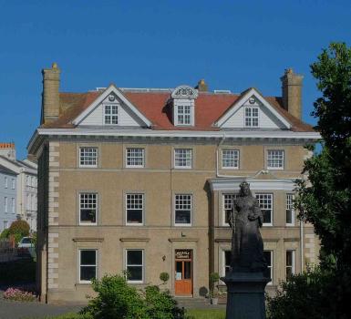 Executive positions at the Priaulx Library